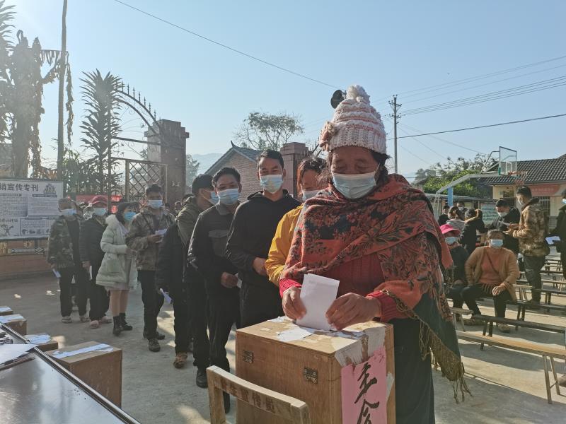 b74aa1eee8535fc6530bf34007e3d4c