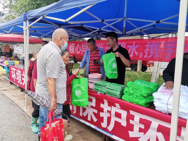 52e878453fecb621eaf07b5bf8adf86