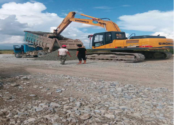 陇川县执法局双节不休息231