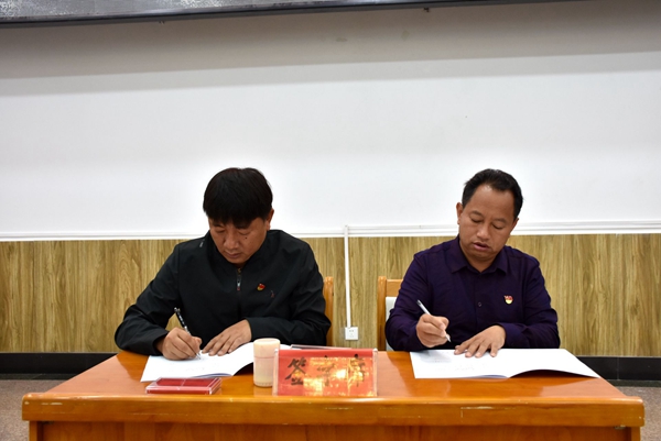 f7c914ce64fdea13d87d63a5819fb937