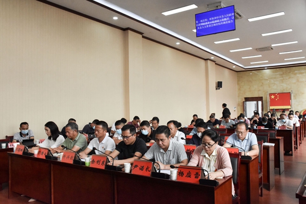 0c2dbbcc4c684bf8bb9bea2007d36128