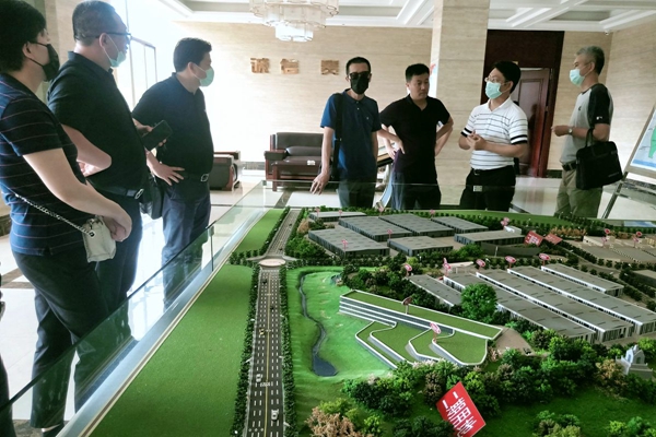 0ffbaf8513f9cf606e84561a4a471075