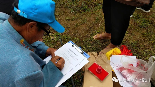 5295bba7e5d0d279611050fb596cfcbc