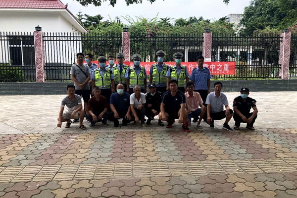 05df90ca557ae28a36f665e5d56322f1