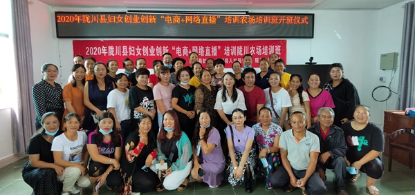 2063402c282a16d1d3f24efca3aea3d3