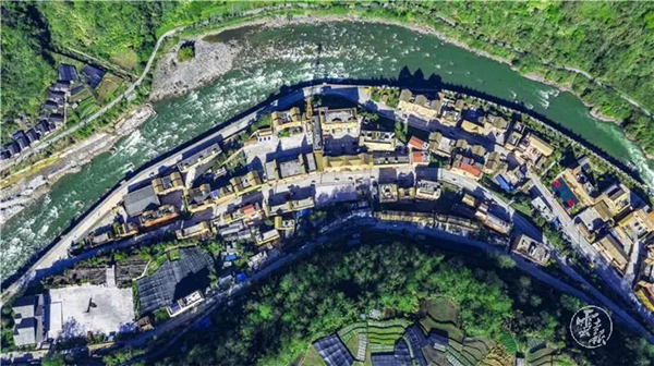 3f32223618fb1c28e513e9f29230b9ef