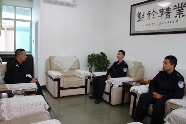 92eee084bbb2b7251a3cc940a22b23c1