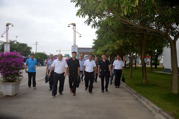 52d99c075cee4af237efb8c210e098ee