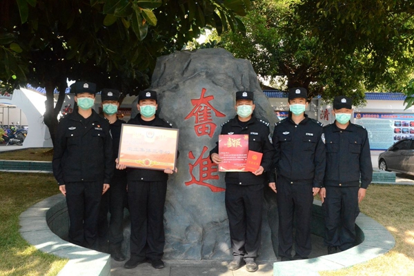 d11ad6dfdccbb54835570e0ef2e1e826