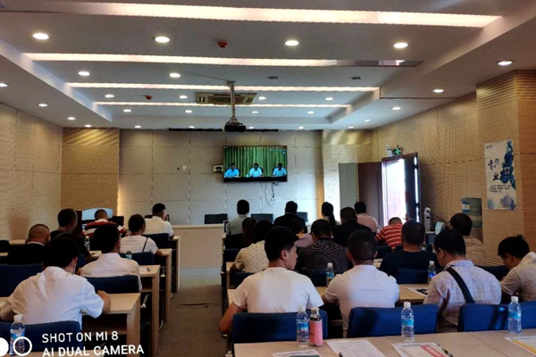 6c1c76c7aa53b5e469f210304ff200a1