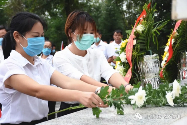 5a922875f5eaddd8d2f74fbdba11c1d3