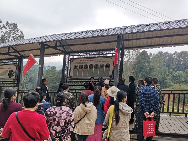 28b5c28892b728173a1a4da76098a3e1