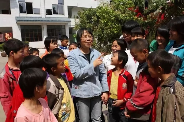 fde2c3ffde89c0f4ce693be1c7ea66ee