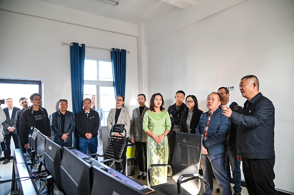 9086799f57da3c3d52509003ec794229