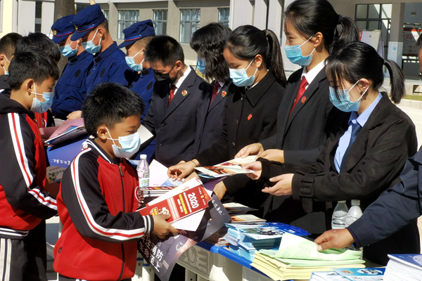 2d325faa44098225fc3e422624645288