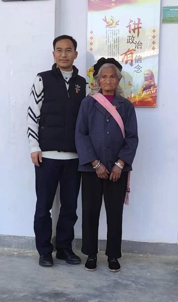 1df785019c7123f7788f2b55b562fb9c