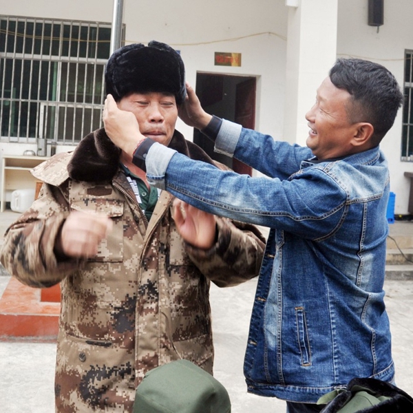 2bf1b513aacb85a909e17d7c5343ae95