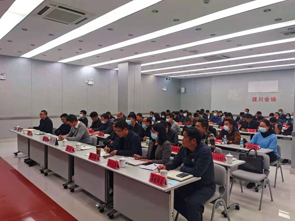 02f6809bcdbb0d8ed96d07b80727637f