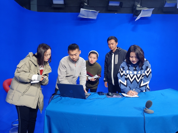 57c079ccb9bc3ed037140ce2c2e23412