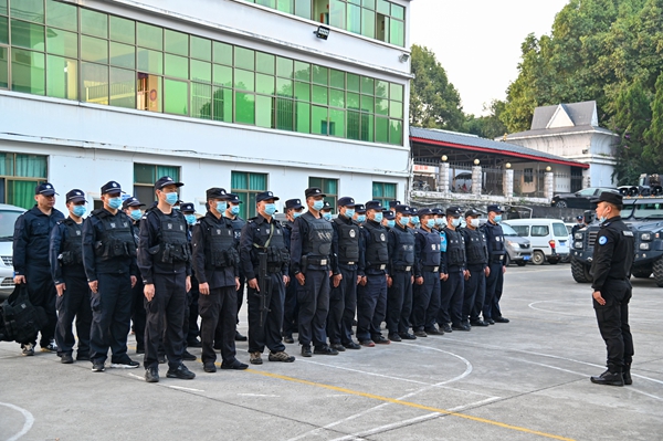 03dd8f18da695b5d89eb26bd6f8fa86c