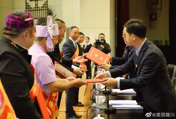 80da0a92395d197cf9d671d28028a6bf