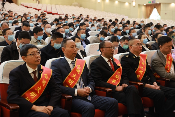 773985abc246ba52a272bd1816bdd017