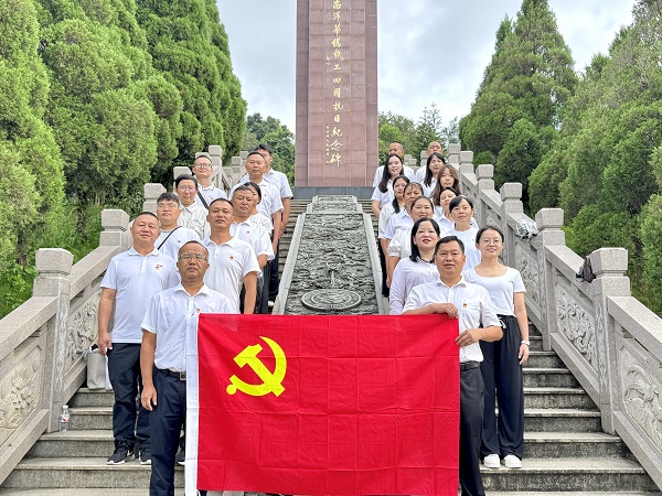 2.参观南洋华侨机工回国抗日纪念馆