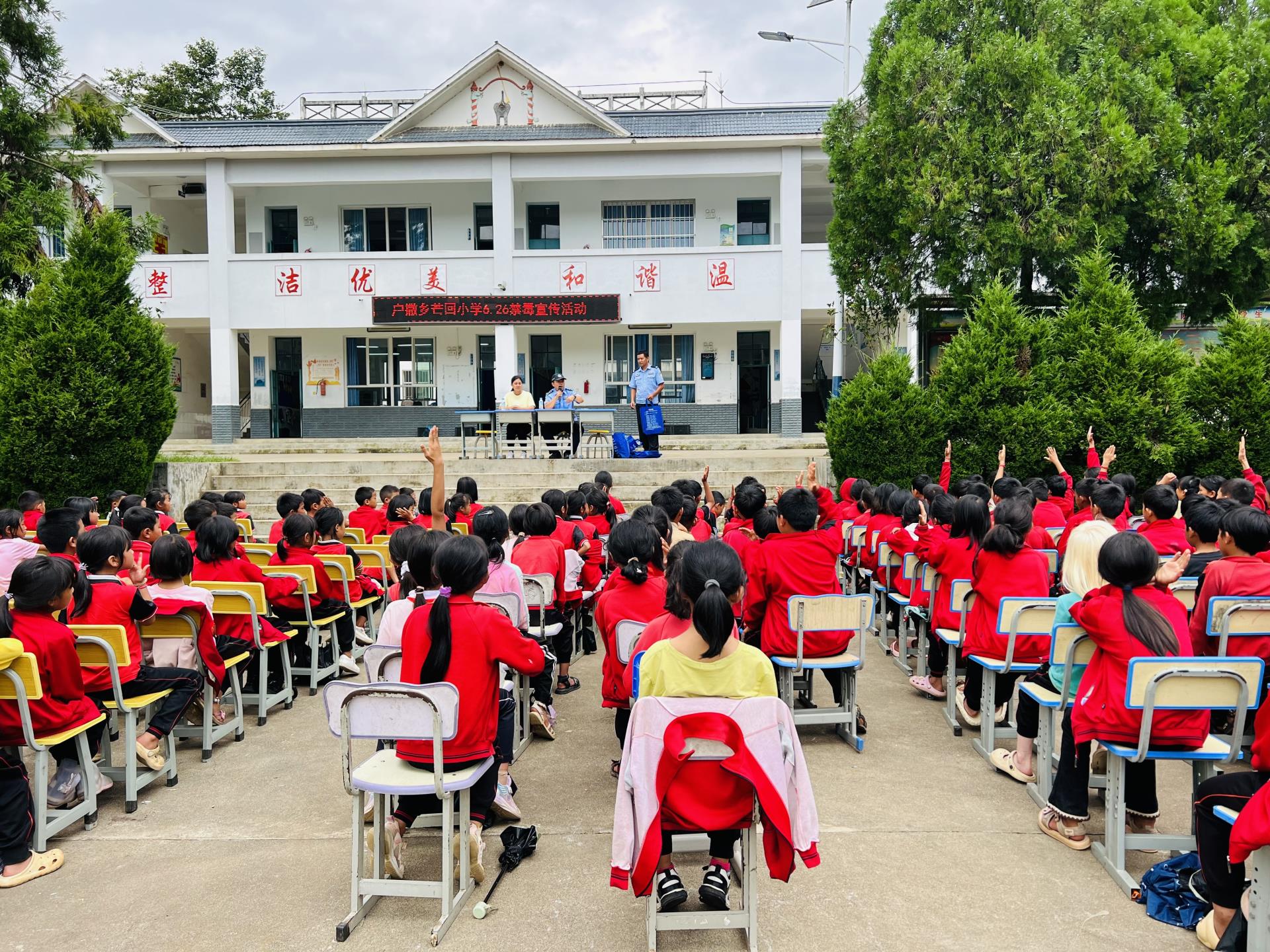 37a02e8a7968854562a1245c7f8202e