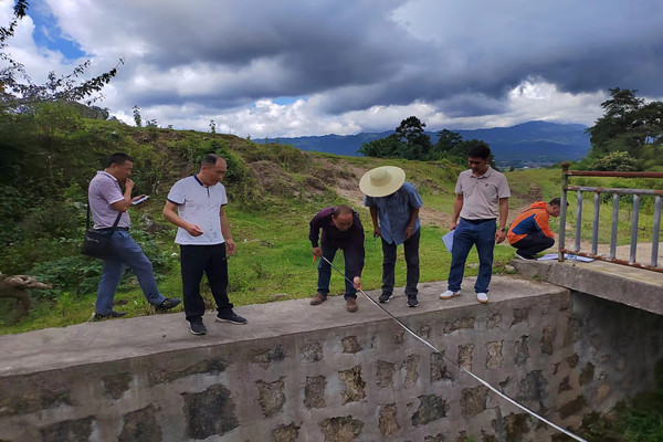 b3dc0893d06d99f9142ec2e0e98d27f