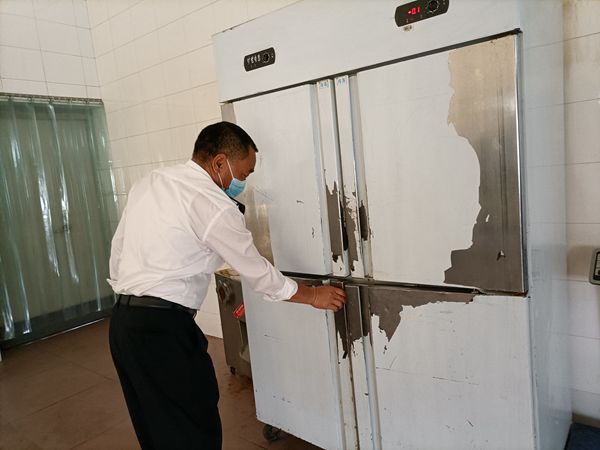 朱俊玲摄2_副本