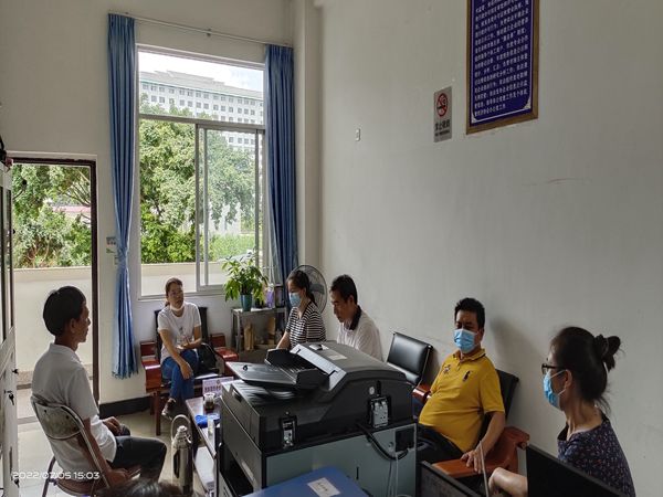 州市场监督管理局到陇川督导养老诈骗专项行动1