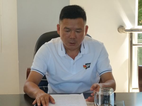 党组成员、副局长杨佩钦同志交流发言