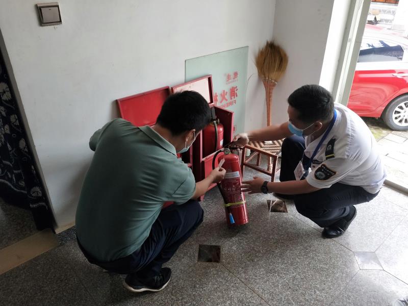 4de87e41bea2e9625f67831752c09d0