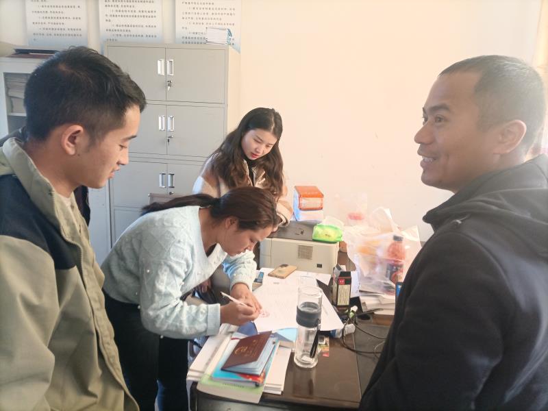 dc8eee00626fae6cc77935eb7ac2d28