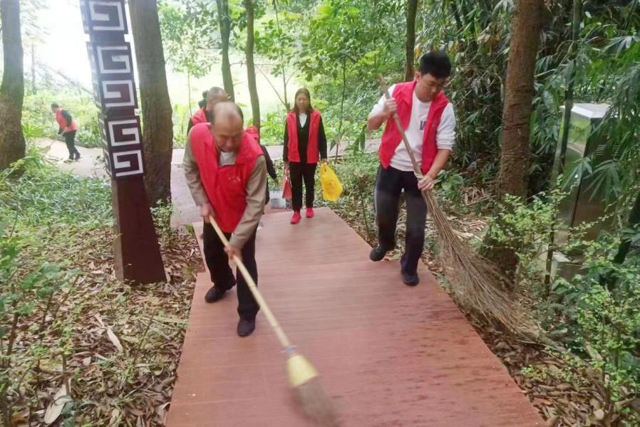 fc8733250257793c45ad6e2e42ebef4